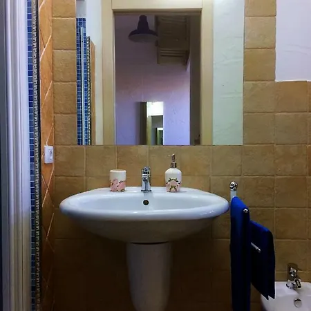 Giorgia I Ciclopi Casa vacanze *